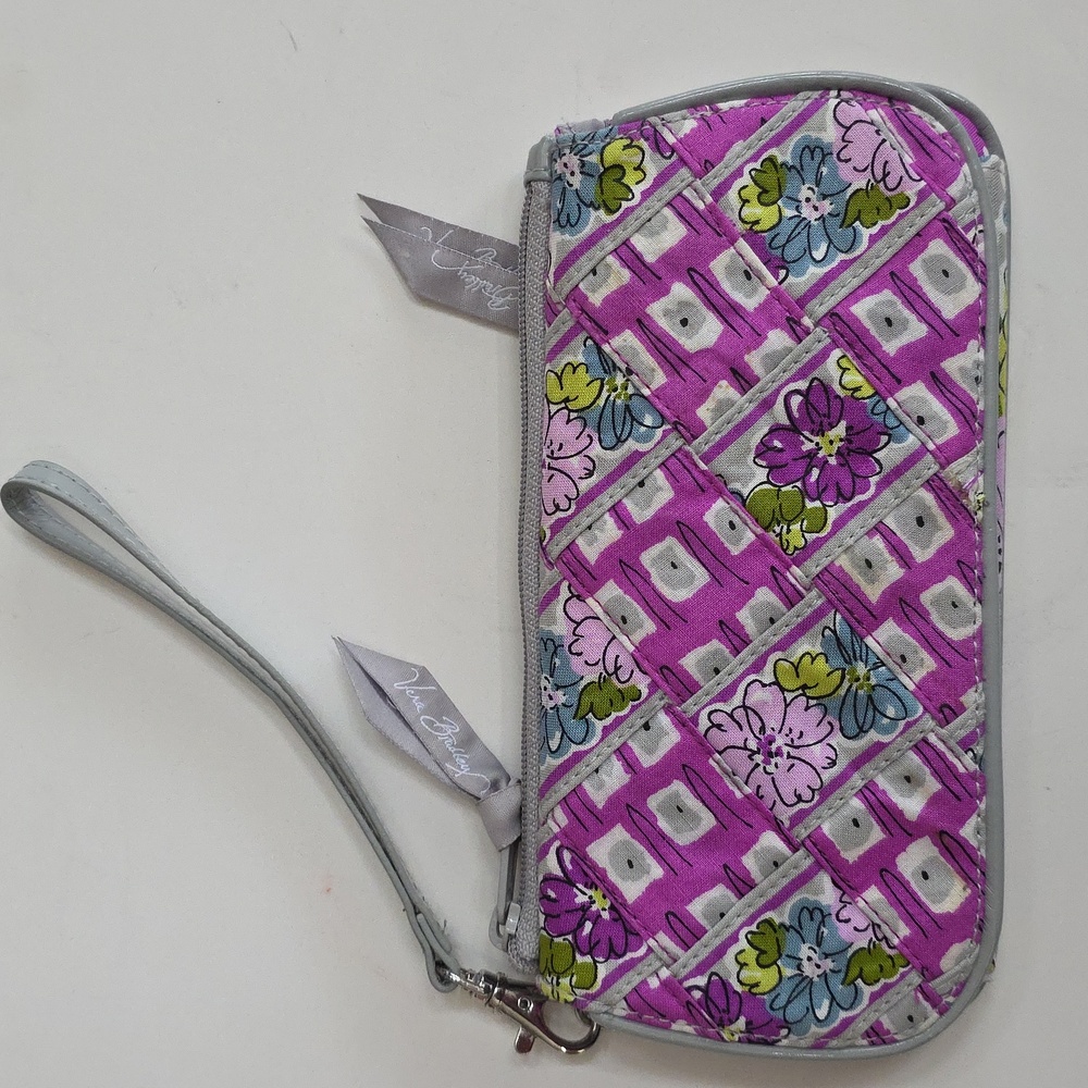 Vera Bradley Vintage Tri Fold Wristlet Wallet Floral Watercolor Zipper Pockets🌸